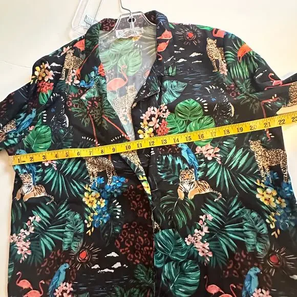 RESA Jungle Blazer Top Womens Medium Black Leopard Toucan Flamingo Floral Topper - Picture 7 of 8